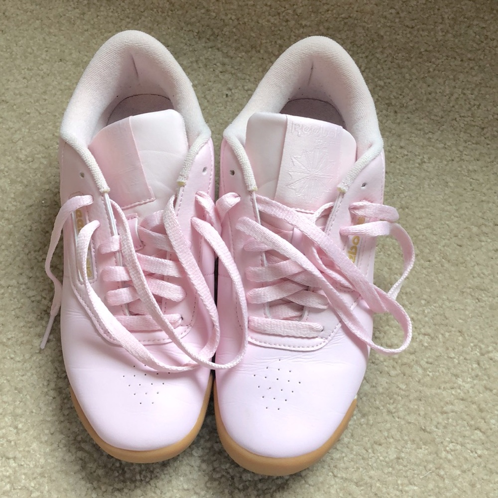 Women’s classic Reebok Princess sneaker - pink
